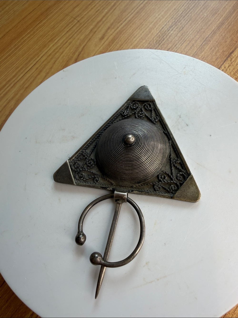 Vintage Tribal Silver-Tone Fibula Brooch Pin – Triangle Ethnic Boho Jewelry